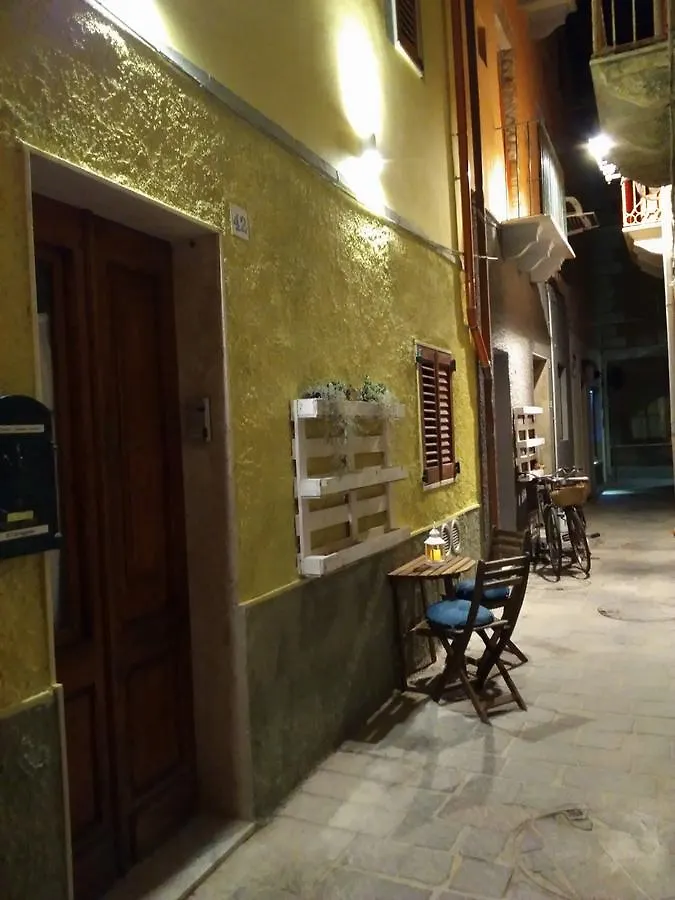 Carruggetto Panzió Carloforte